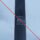 Aufkleber mit Aufschrift "Black Knives Matter" an einem Schildermast.